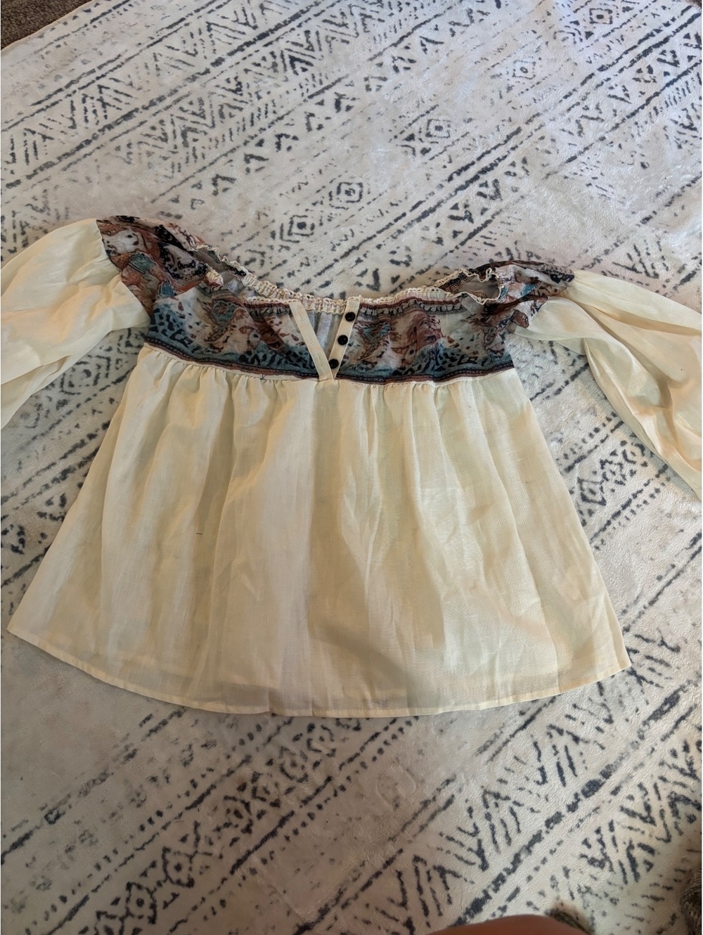 Sister Bohemian Style Off-Shoulder Long Sleeve Blouse, Size Small